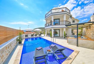 Villa Iki Kalkan Olivers Travels1