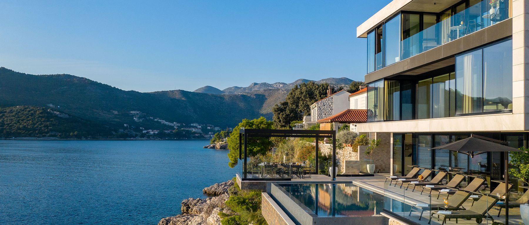 Hero Villa Sanela OliversTravels 01