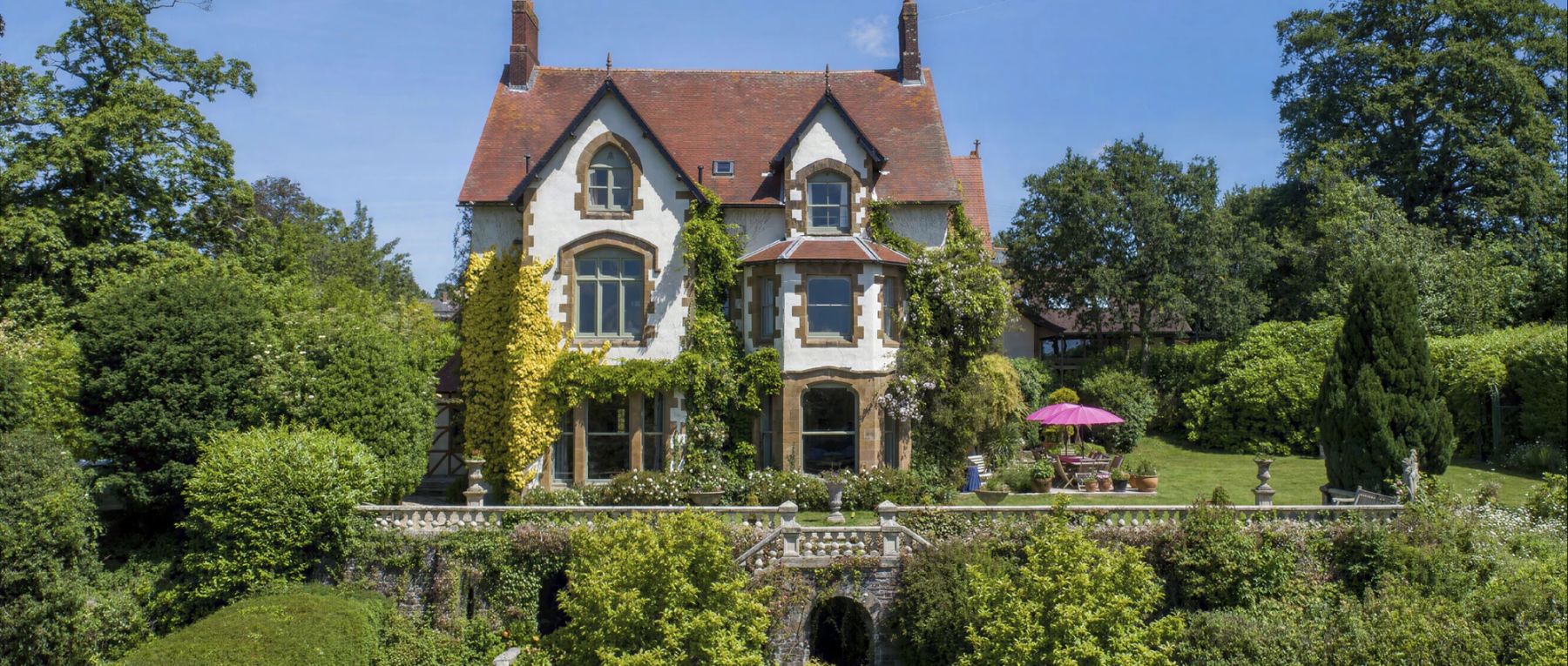 001 amberstone manor england olivers travels desktop center