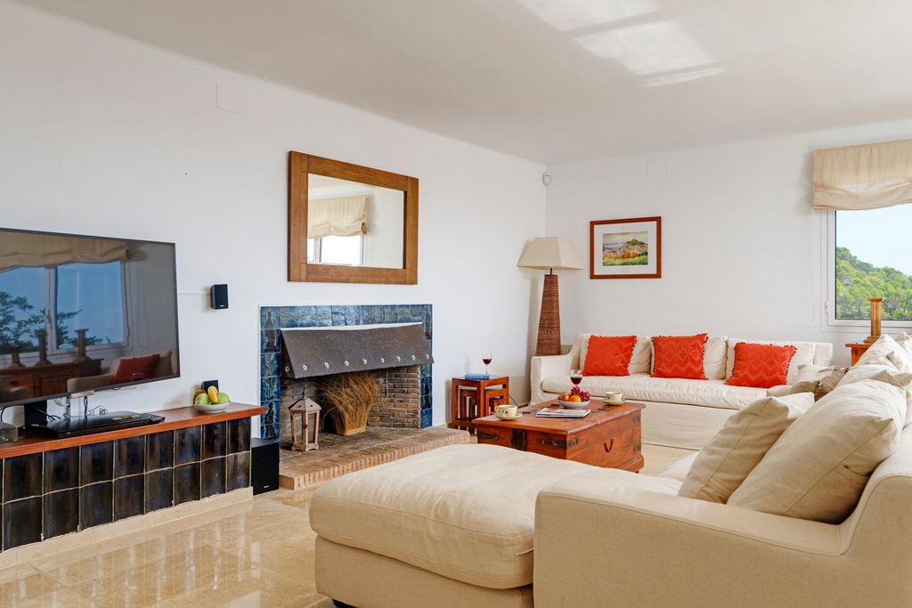 Casa Carla Costa Brava Olivers Travels 3