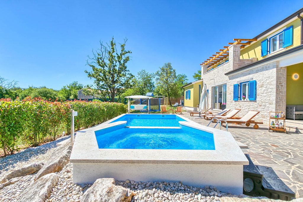 Villa Rijeka Istria Olivers Travels 3