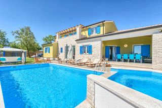 Villa Rijeka Istria Olivers Travels 1