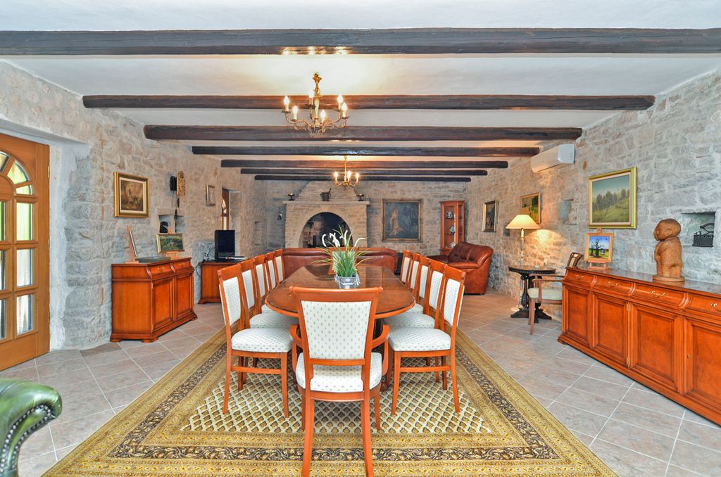 Villa Simunka Istria Olivers Travels 3