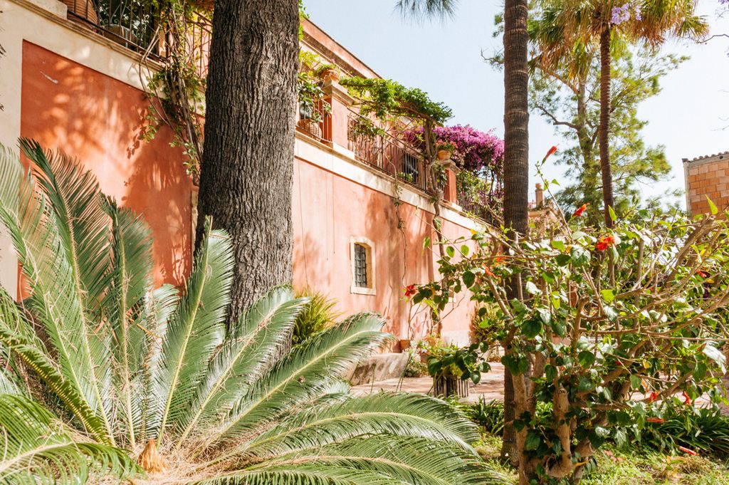 Villa Liberty Sicily Olivers Travels 2