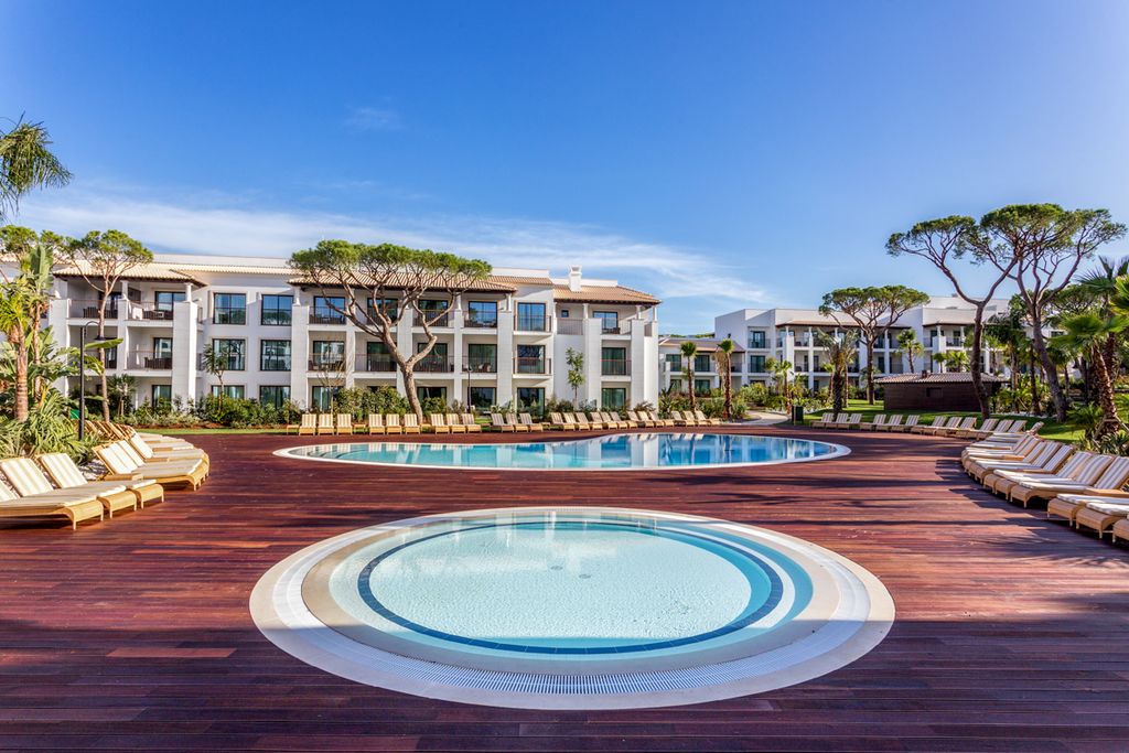 Garden Suite II Pine Cliffs Resort Algarve Olivers Travels 05
