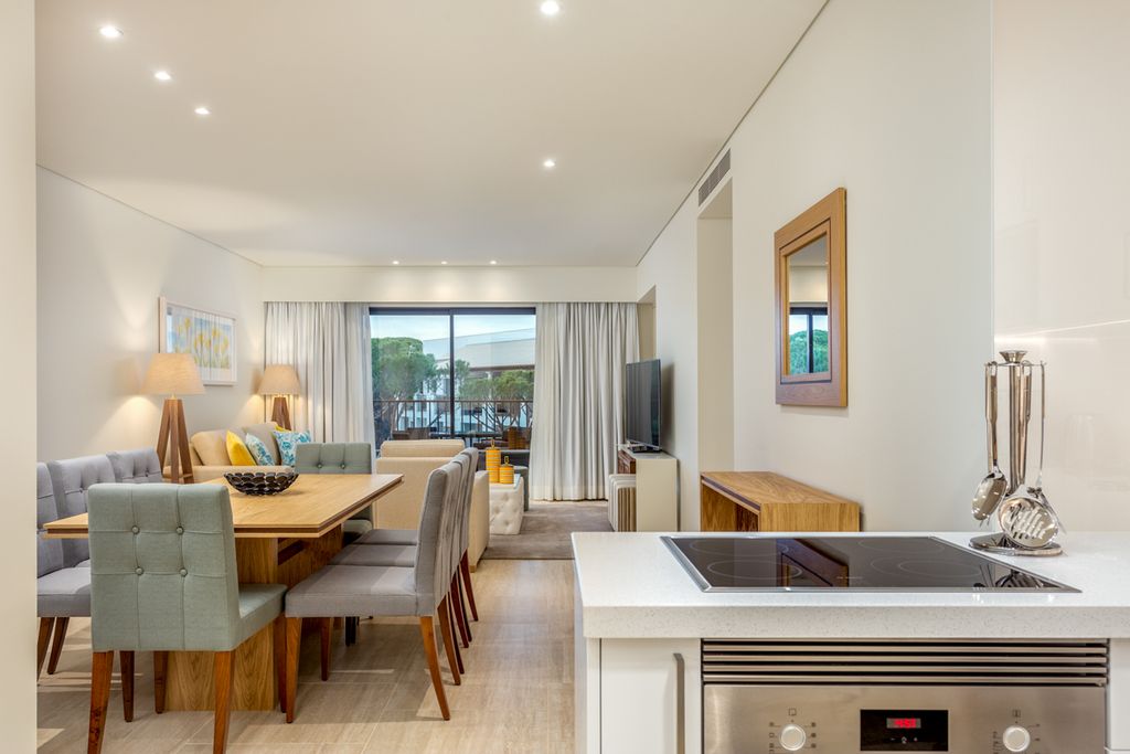 Garden Suite III Pine Cliffs Resort Algarve Olivers Travels 04