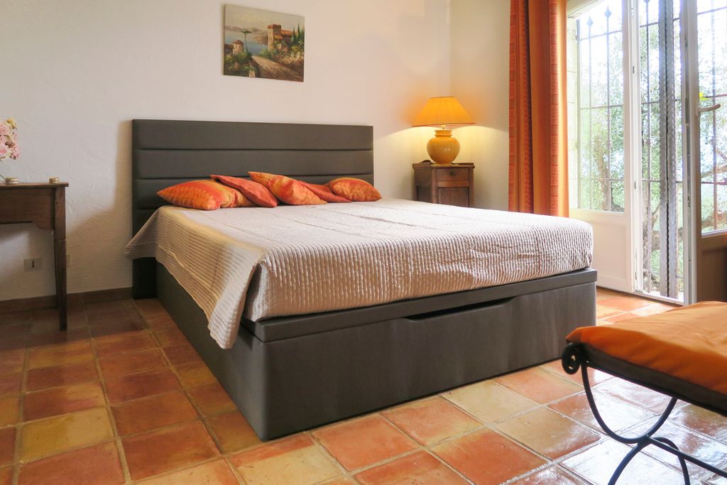 Maison Miel French Riviera Olivers Travels5
