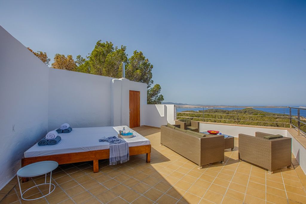 Villa Salada Ibiza Olivers Travels 002