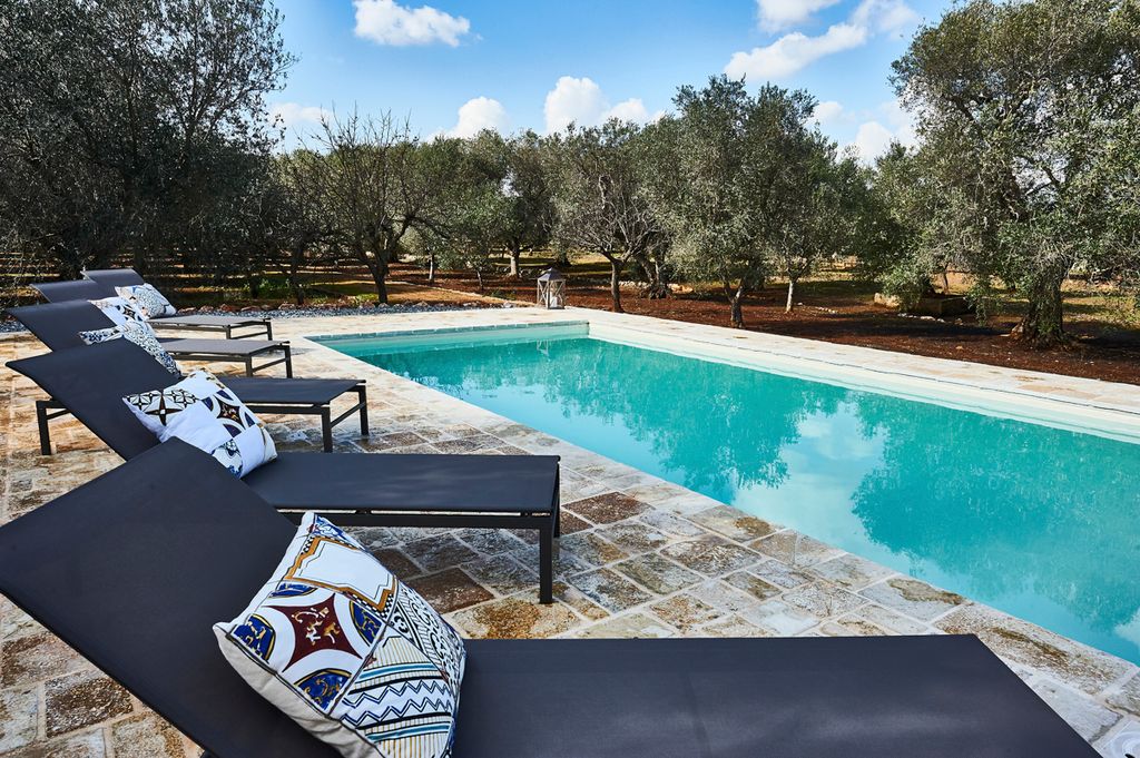 Casolare Ostuni Puglia Olivers Travels 5