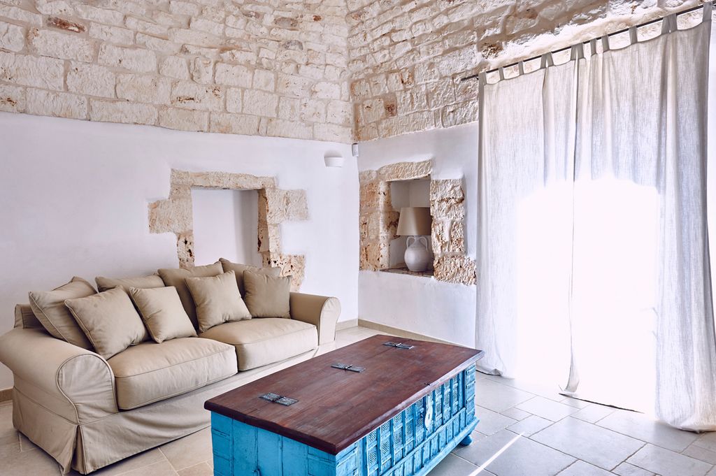 Casolare Ostuni Puglia Olivers Travels 3