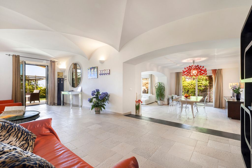 Villa Paravati Sorrento Olivers Travels3