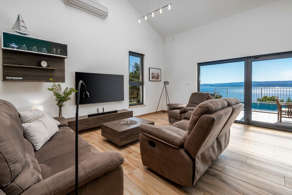Villa Vitomira Dalmatia Olivers Travels3