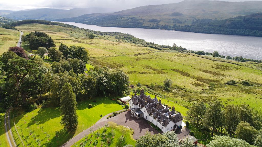 Loch Tay Manor Scotland Olivers Travels 1