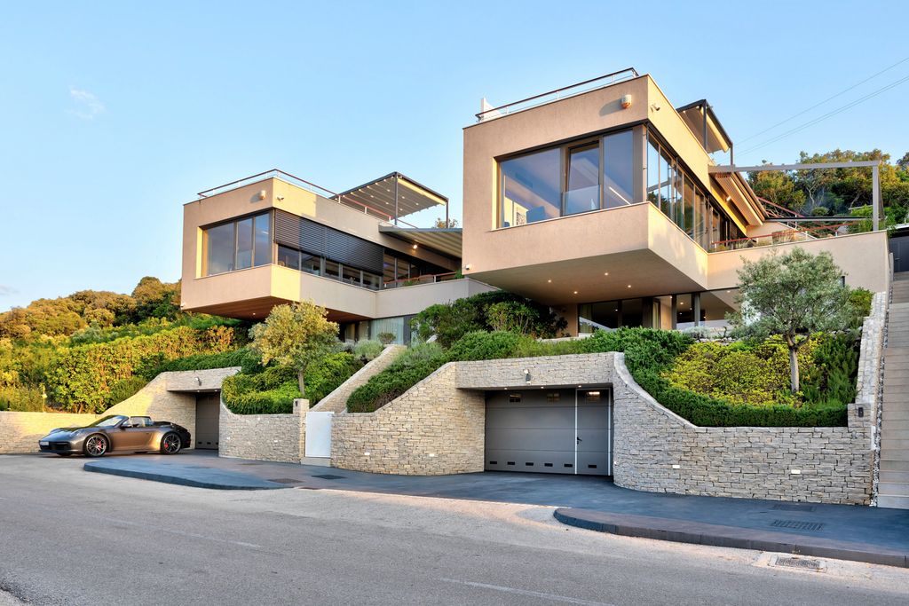 Villa Neveah Croatia Olivers Travels 1
