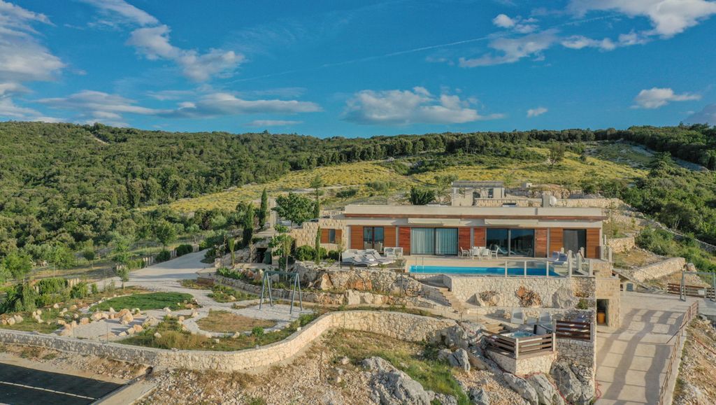 Villa Bracia Brac Olivers Travels 1