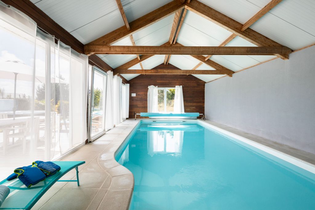 Le Grand Bleu Brittany Olivers Travels 2