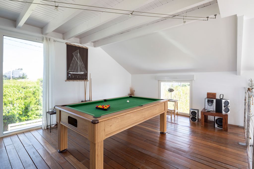 Le Grand Bleu Brittany Olivers Travels 4