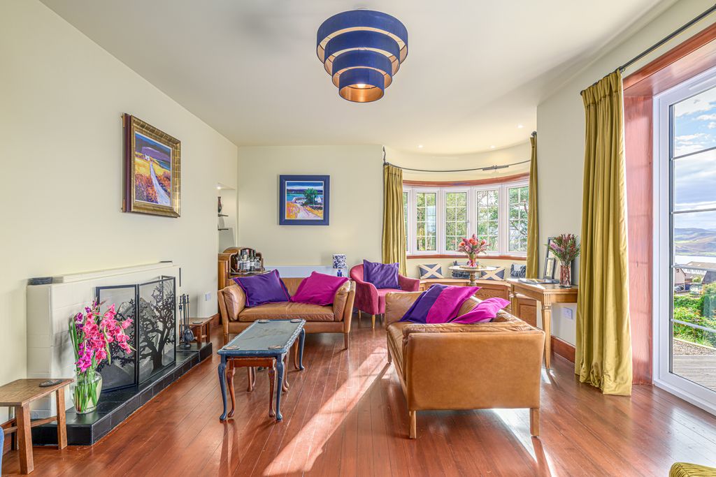 Oban Bay Hall Scotland Olivers Travels 3