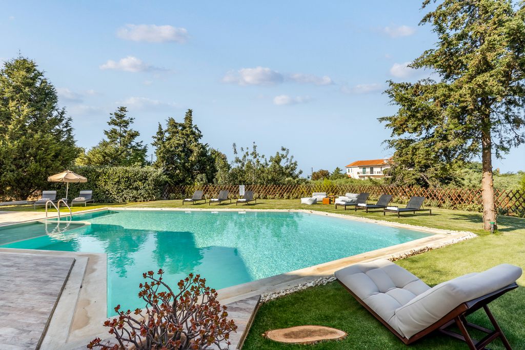 Villa Zevra Greece OliversTravels 2