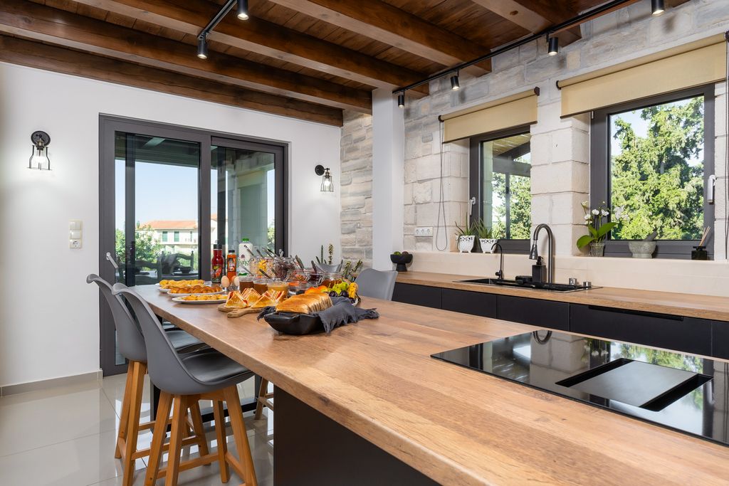 Villa Zevra Greece OliversTravels 5