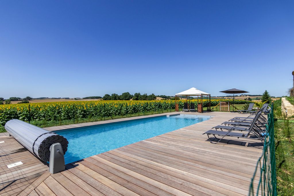 Chateau Rural Midi Pyrenees Olivers Traves 2