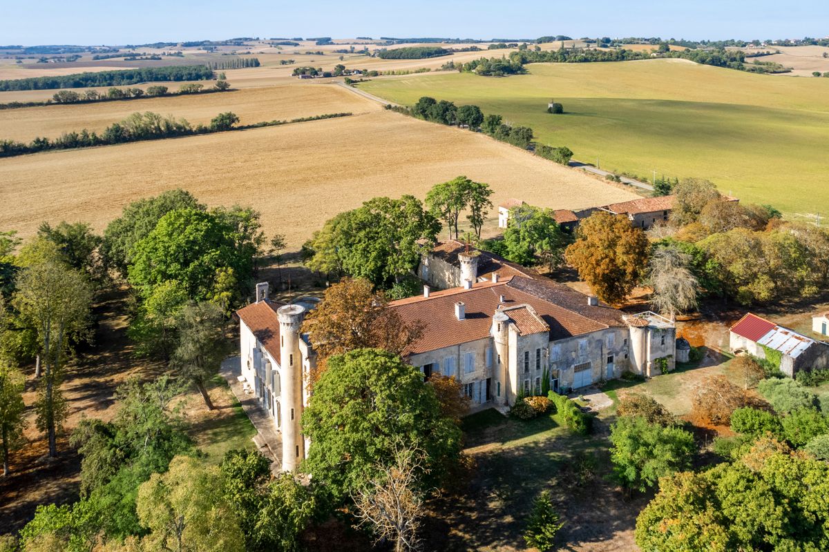Chateau Rural