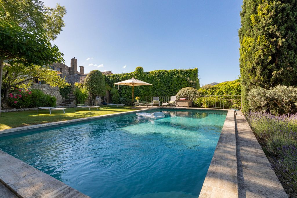 Les Alpilles Provence Olivers Travel 1