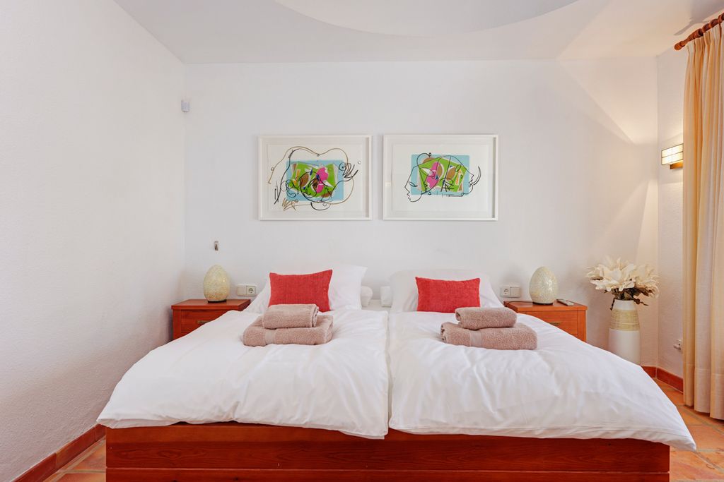 Villa Deleite Costa Blanca Olivers Travels4