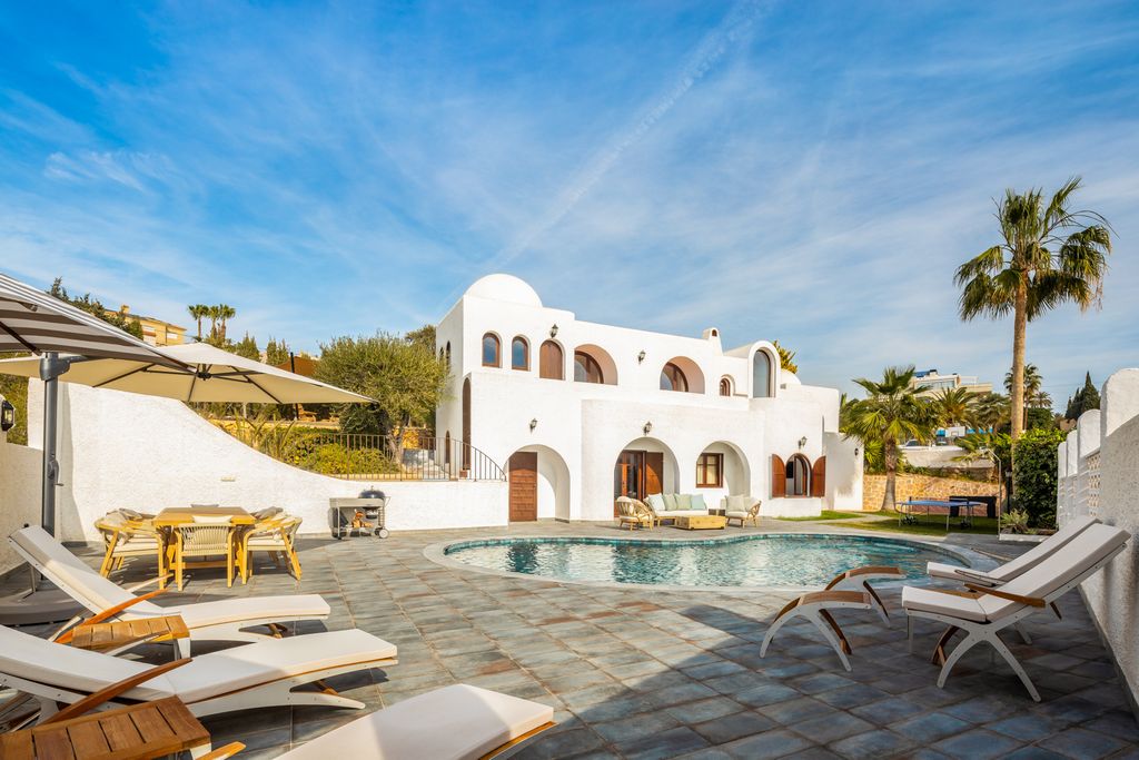 Villa Deleite Costa Blanca Olivers Travel 001