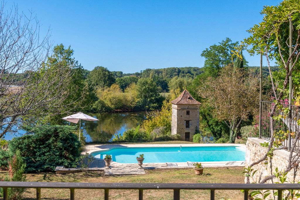 River Dovecote Dordogne Olivers Travel 5