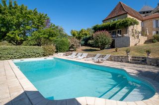 River Dovecote Dordogne Olivers Travel 1
