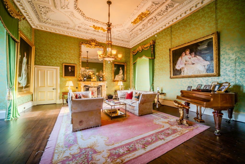 Timeless Castle Scotland Olivers Travels7.1