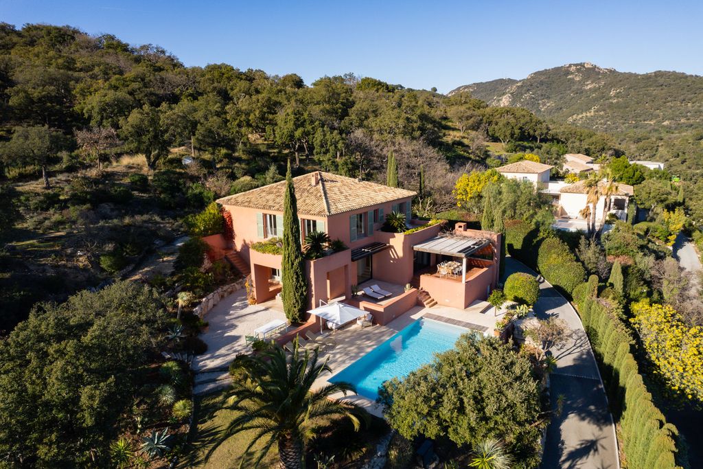 Le Nid Aigle French Riviera Olivers Travels 001