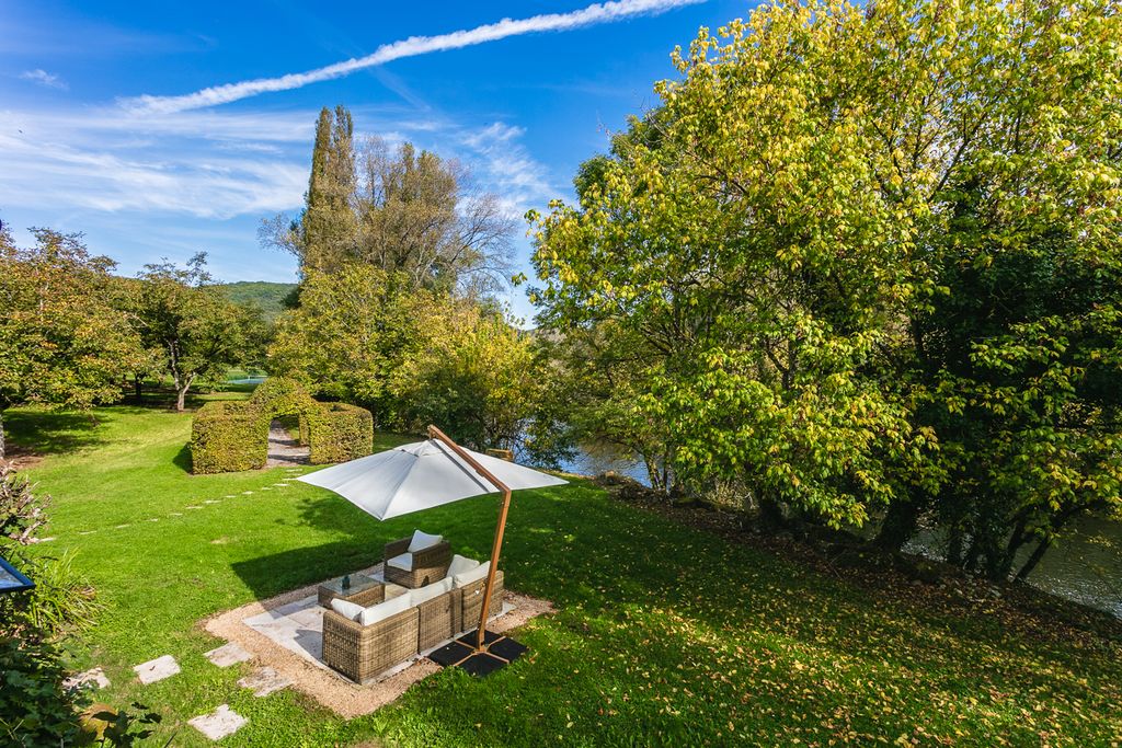 Manoir 1731 Dordogne Olivers Travels 02