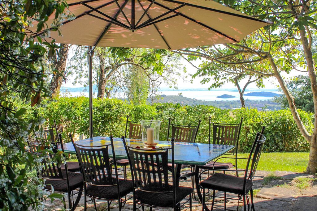 Villa Toppello Umbria Olivers Travels 11
