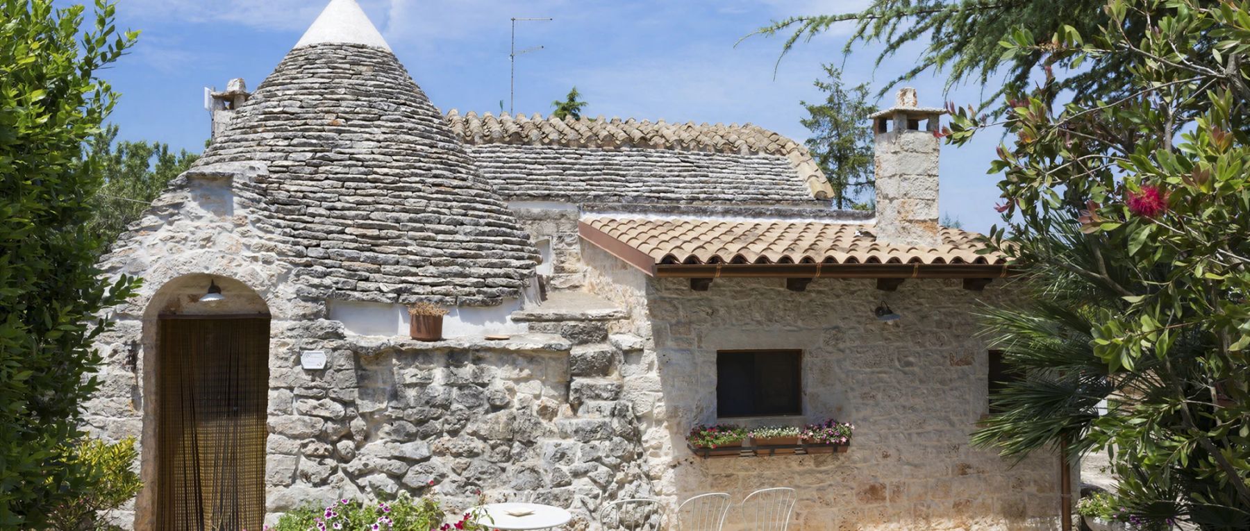001 trulli di gennaro southern italy olivers travels desktop center