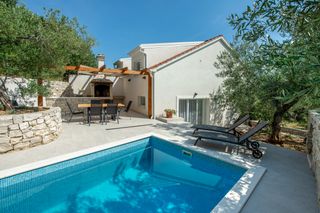 Villa Zlatica Dalmatia Olivers Travels 001