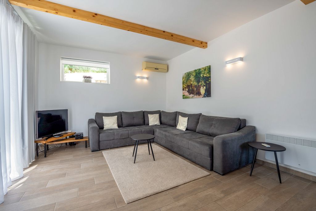 Villa Zlatica Dalmatia Olivers Travels 005