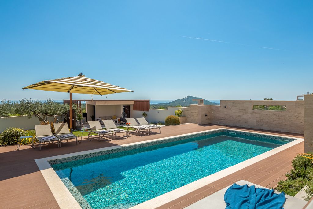 Villa Petar Dalmatia Olivers Travels 02