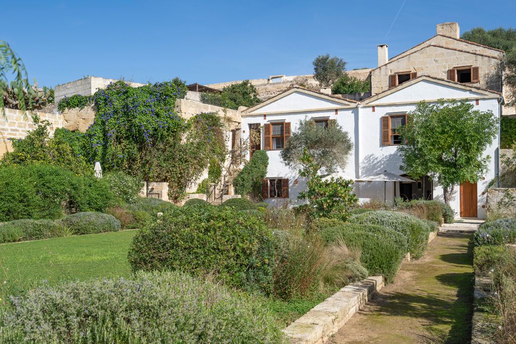 Casa Magestic Menorca Olivers Travels2