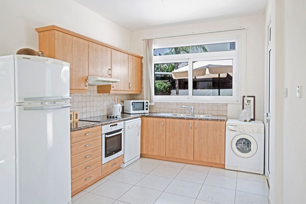 Villa Sielis Protaras Cyprus Oliverstravels 4