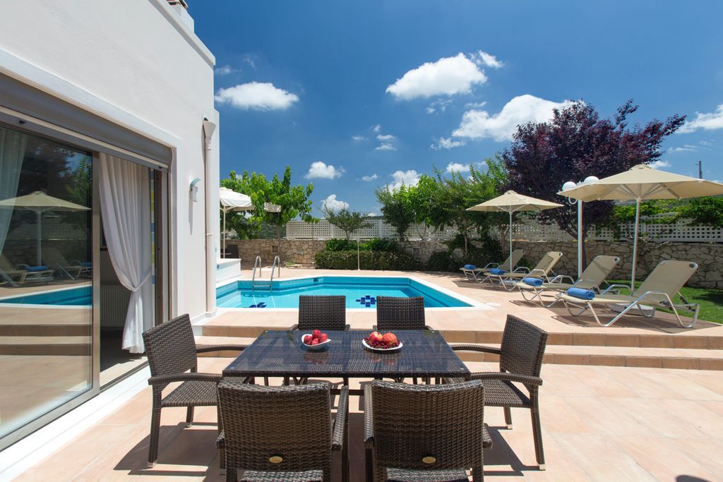Skouloufia Villas 1 Crete Olivers Travels 5