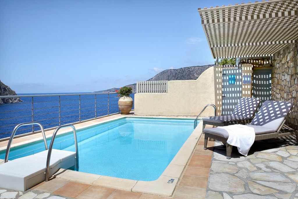 Assos Seaside Kefalonia Olivers Travels1