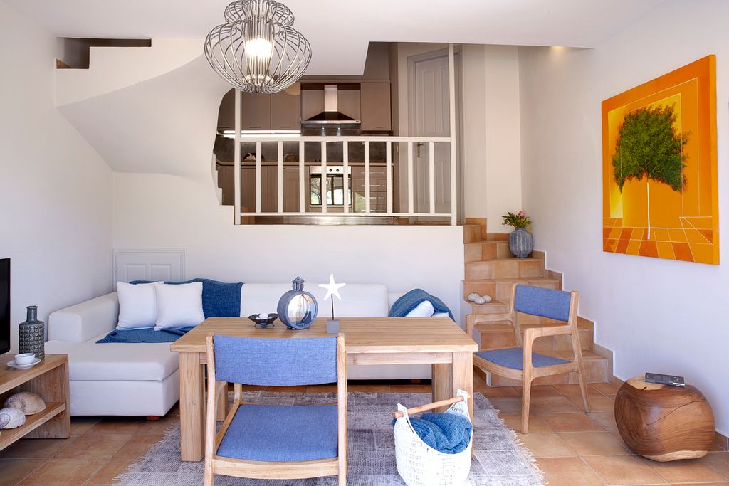 Assos Marine Kefalonia Olivers Travels3