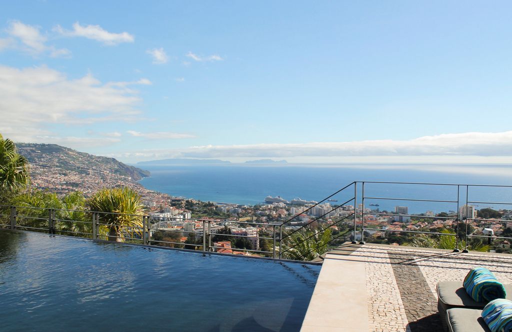 Moradia Santo Antonio Funchal Olivers Travels 5