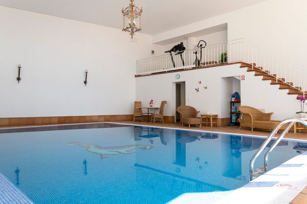 Villa Ariedam Funchal Olivers Travels 2.1