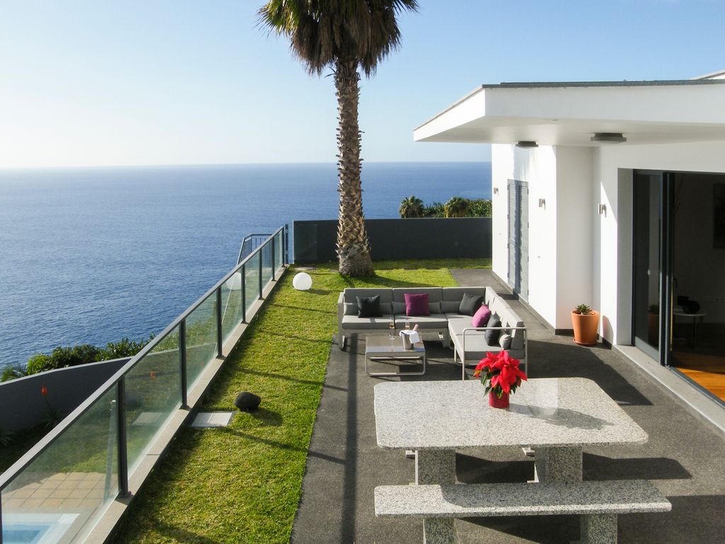 Casa Calheta Calheta Olivers Traves1