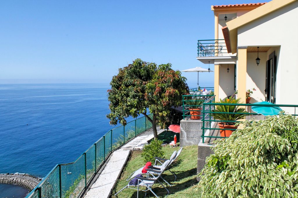 Point of the Sun Calheta Olivers Travels5