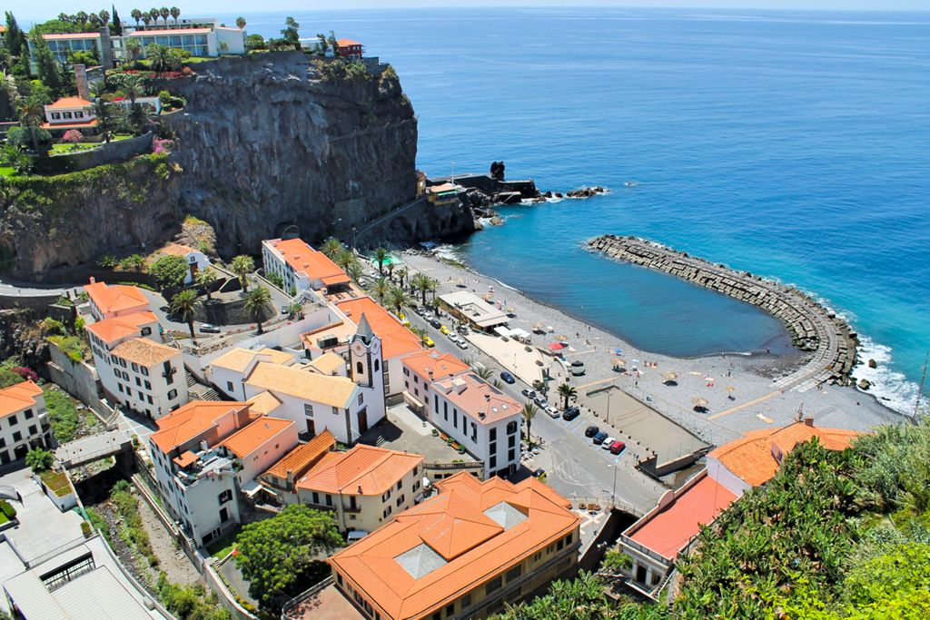 Point of the Sun Calheta Olivers Travels2