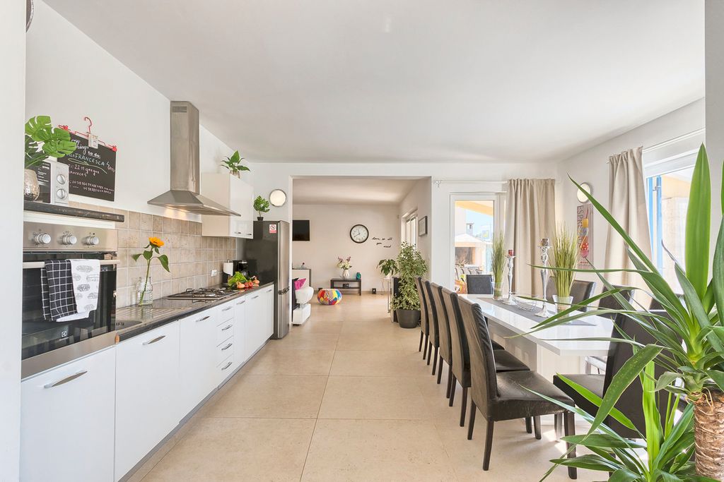 Villa Tulip Istria Olivers Travel4